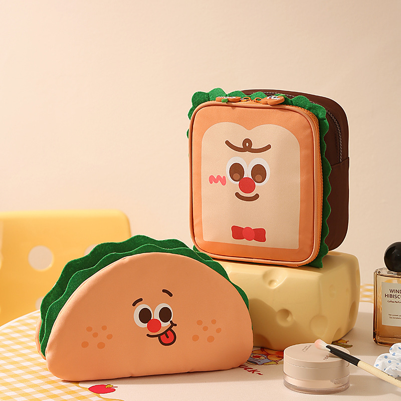 Your Beauty Makeup - Taco- en toastvormige make-up tassen combineren