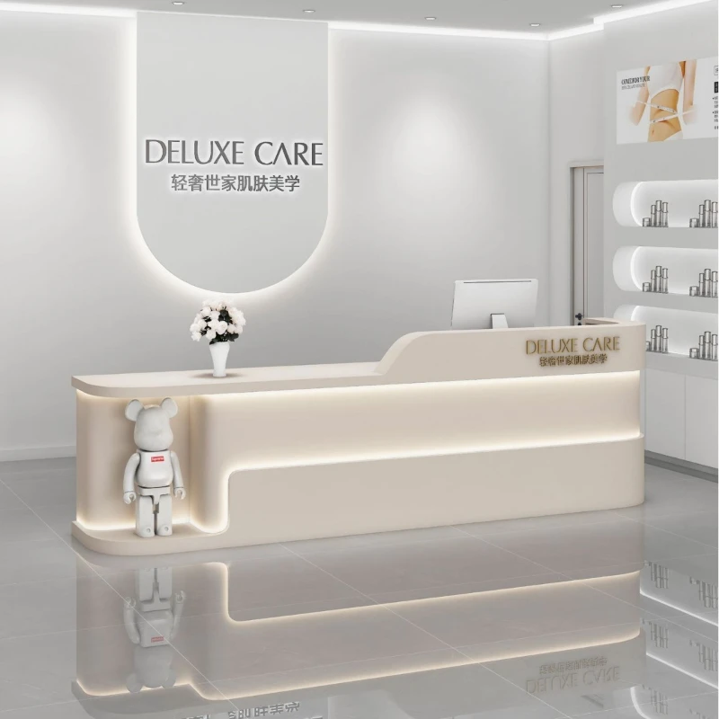 # Moderne make-up bureau schoo - Beauty Makeup Institute recensie en prijs
